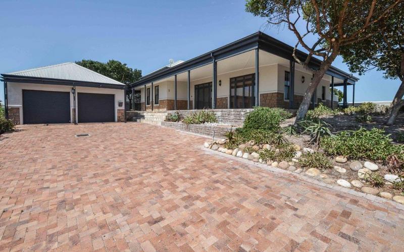 3 Bedroom Property for Sale in Atlantic Beach Golf Estate Western Cape